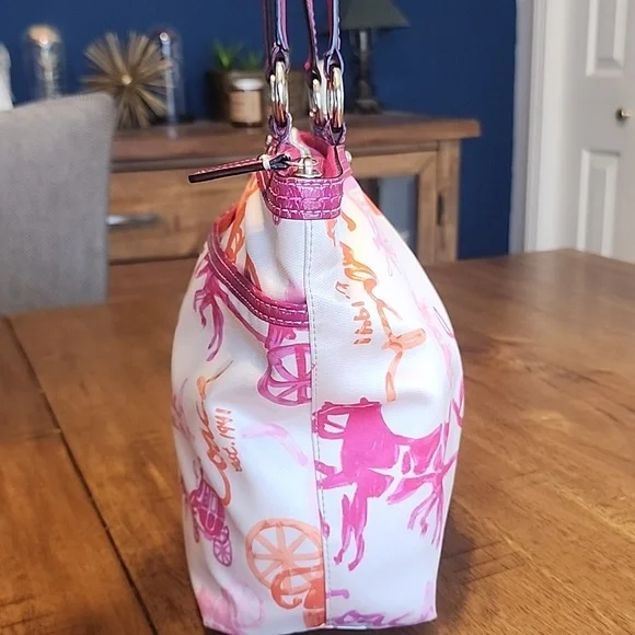 Coach Horse and Carriage Pink 1941 Shoulder Bag - Picture 4 of 16